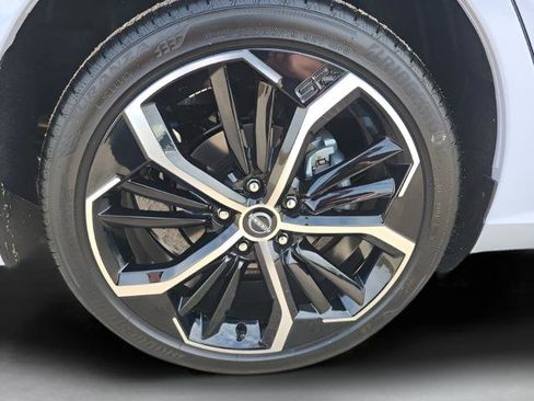 New 2025 Nissan Altima 2.5 SR w/ SR Premium Package image 24