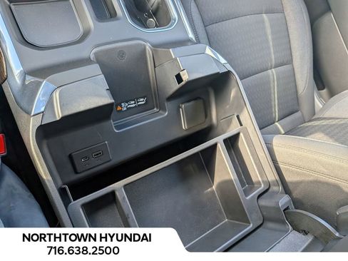 Used 2022 GMC Sierra 1500 Elevation w/ Preferred Package image 22