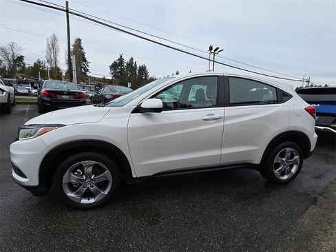 Used 2022 Honda HR-V LX image 6