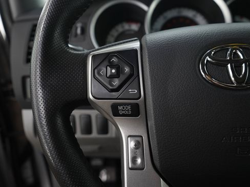 Used 2015 Toyota Tacoma PreRunner w/ Convenience Package RWD image 24