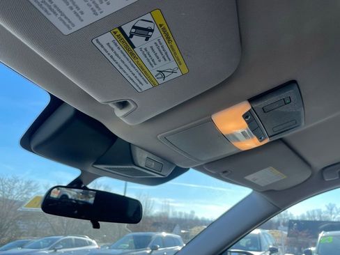 Certified 2024 Nissan Pathfinder SV image 27