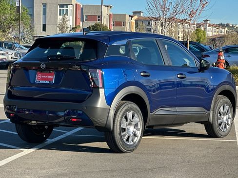 New 2026 Nissan Kicks S FWD image 4
