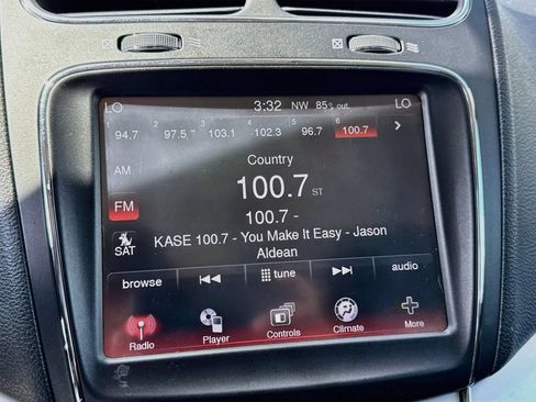 Used 2011 Dodge Journey Mainstreet w/ Safe & Sound Group AWD/4WD image 16