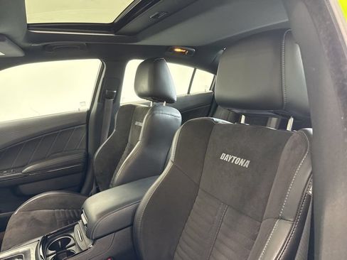 Used 2023 Dodge Charger Scat Pack w/ Daytona Edition Group RWD image 18