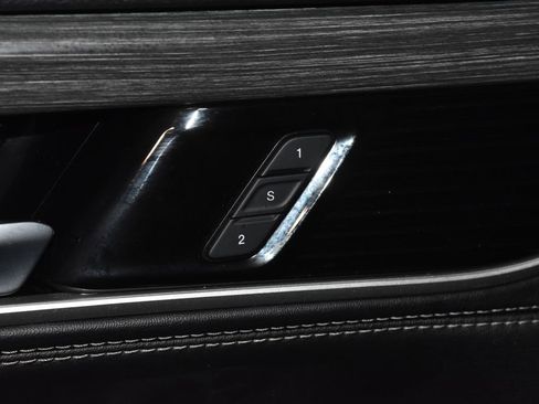 Used 2024 Jeep Wagoneer Series III image 5