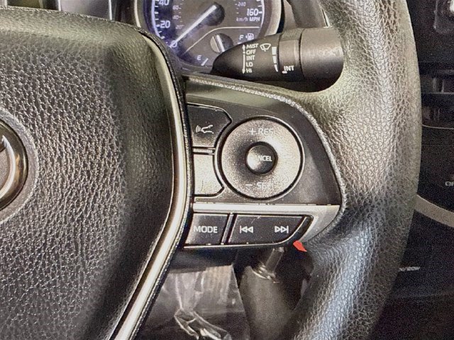 Used 2021 Toyota Camry LE FWD image 14