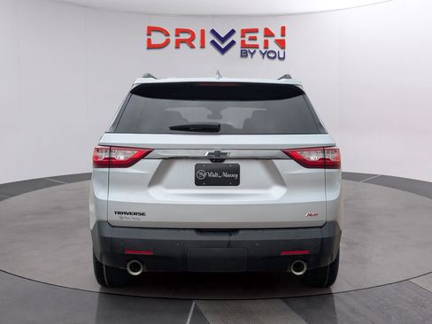 Used 2021 Chevrolet Traverse RS FWD image 4