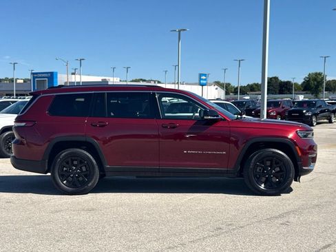 Used 2023 Jeep Grand Cherokee L Limited w/ Luxury Tech Group II AWD/4WD image 34