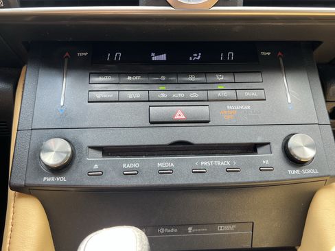 Used 2015 Lexus RC 350 w/ Navigation System Package RWD image 30