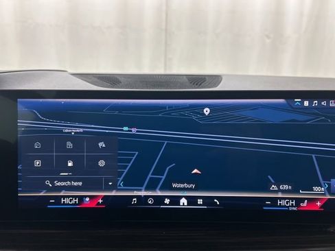 Used 2024 BMW X7 xDrive40i w/ M Sport Package image 11