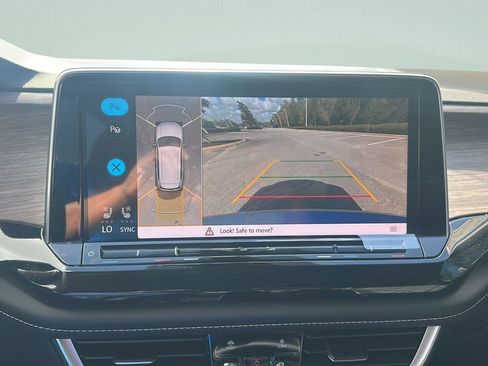 New 2026 Volkswagen Atlas SEL Premium R-Line image 16