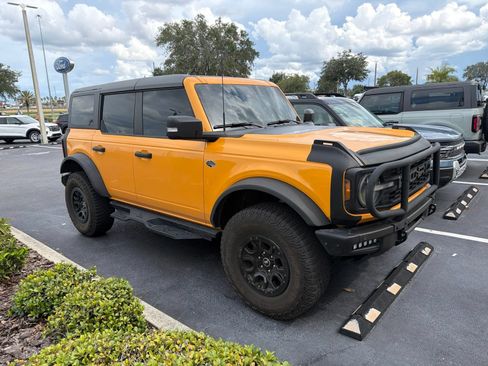 Used 2022 Ford Bronco Wildtrak AWD/4WD image 1