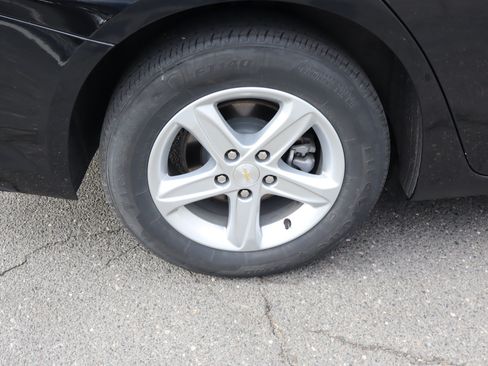 Used 2024 Chevrolet Malibu LS FWD image 38
