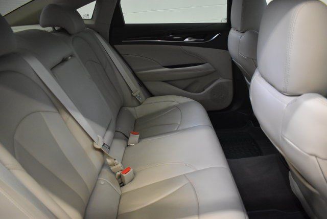 Used 2019 Buick LaCrosse Essence AWD/4WD image 17