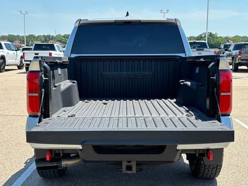 Used 2024 Toyota Tacoma TRD Off-Road AWD/4WD image 6