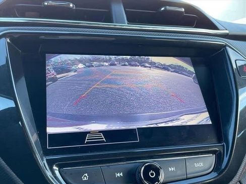 Used 2023 Chevrolet TrailBlazer RS w/ Convenience Package image 17