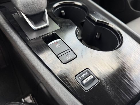 Used 2024 Nissan Rogue SL w/ SL Premium Package FWD image 25