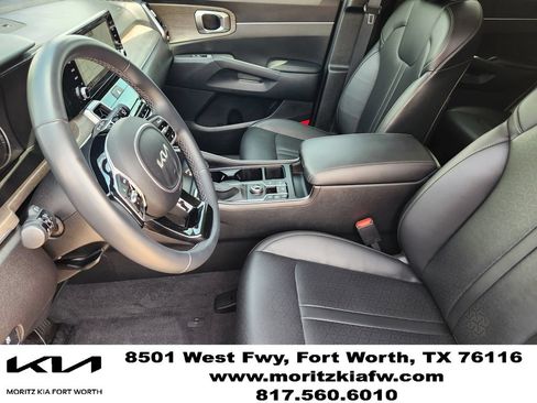 Certified 2023 Kia Sorento EX w/ Panoramic Sunroof Package FWD image 12