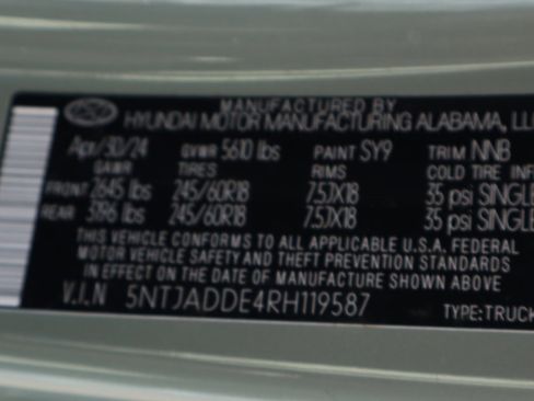 Used 2024 Hyundai Santa Cruz SE image 49