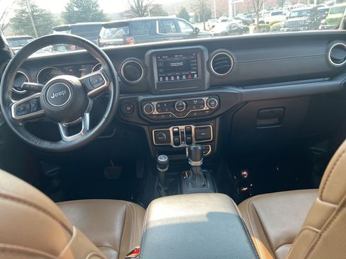 Used 2021 Jeep Wrangler Unlimited Sahara w/ LED Lighting Group image 23