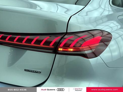 Used 2025 Audi A5 2.0T Premium Plus w/ Premium Plus AWD/4WD image 9
