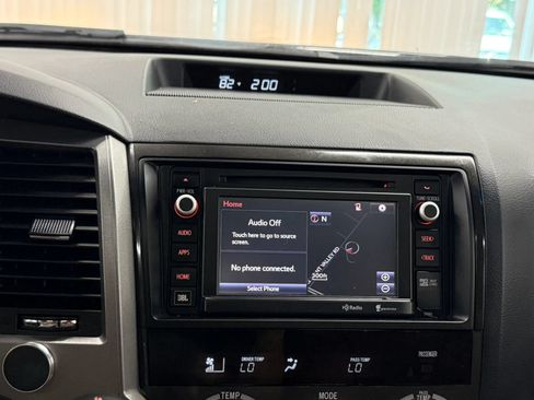 Used 2014 Toyota Sequoia Platinum AWD/4WD image 34