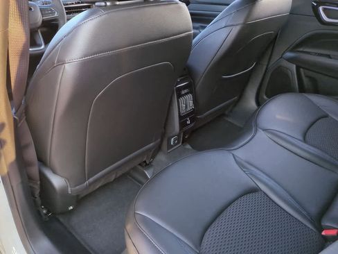 New 2026 Jeep Compass Latitude AWD/4WD image 19