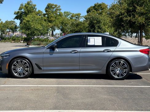 Used 2017 BMW 540i RWD image 8