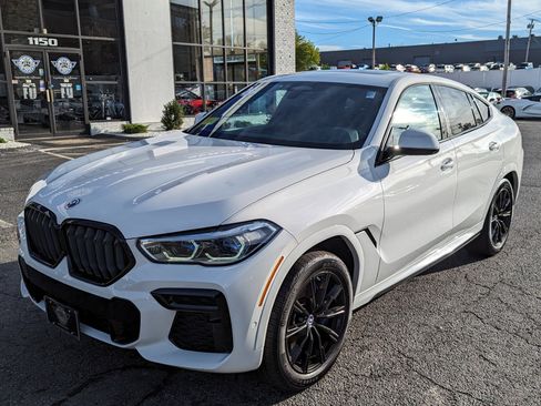 Used 2023 BMW X6 M50i w/ Executive Package image 2