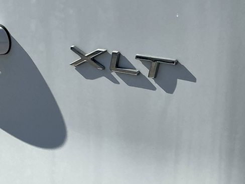 Certified 2017 Ford Transit 150 XLT image 30