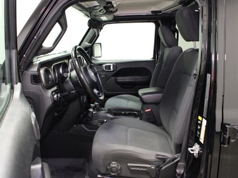 Used 2021 Jeep Wrangler Unlimited Sport AWD/4WD image 18