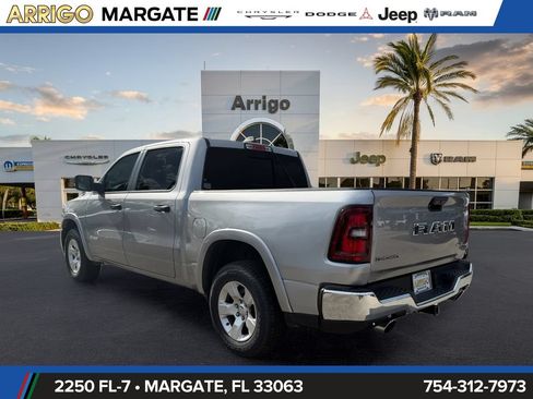 Used 2025 RAM 1500 Big Horn AWD/4WD image 5