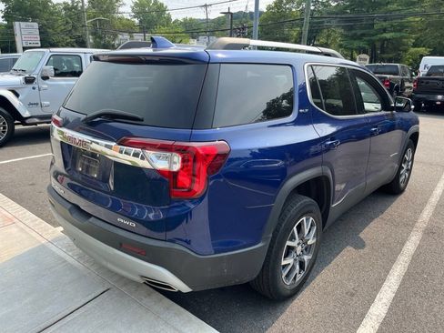 Used 2023 GMC Acadia SLT w/ Preferred Package AWD/4WD image 3