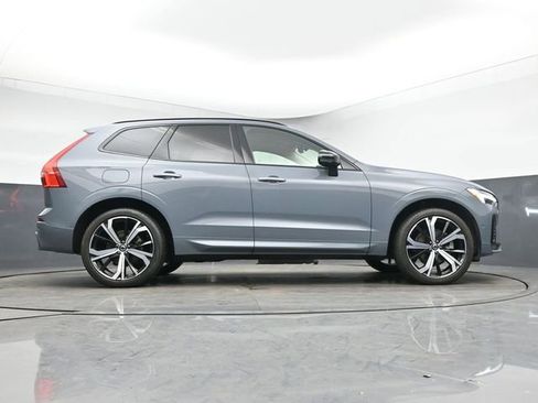 Used 2023 Volvo XC60 B5 Ultimate w/ Climate Package image 16