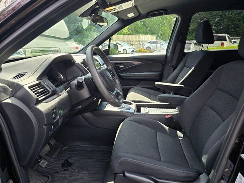 Used 2021 Honda Passport Sport image 8