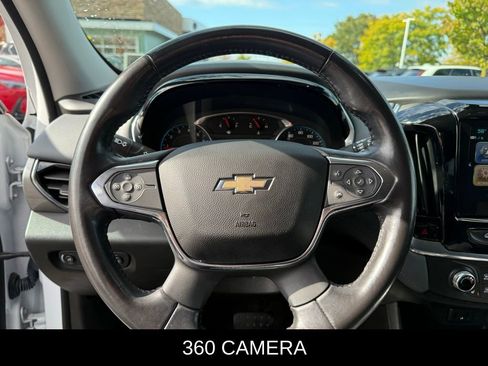 Used 2019 Chevrolet Traverse LT w/ LT Premium Package image 8