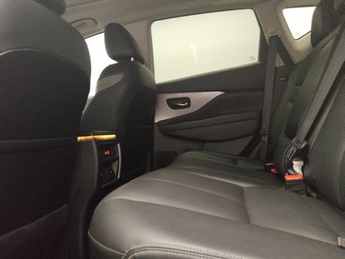 Used 2023 Nissan Murano SL w/ SL Moonroof Package FWD image 18