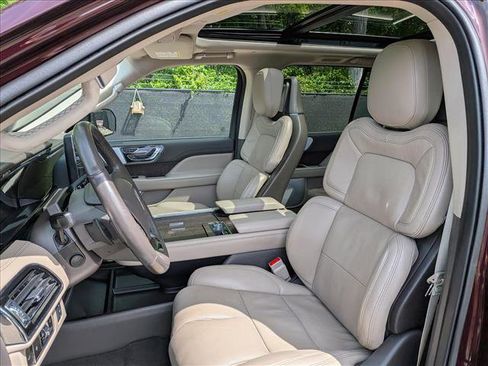 Used 2024 Lincoln Navigator Reserve AWD/4WD image 31
