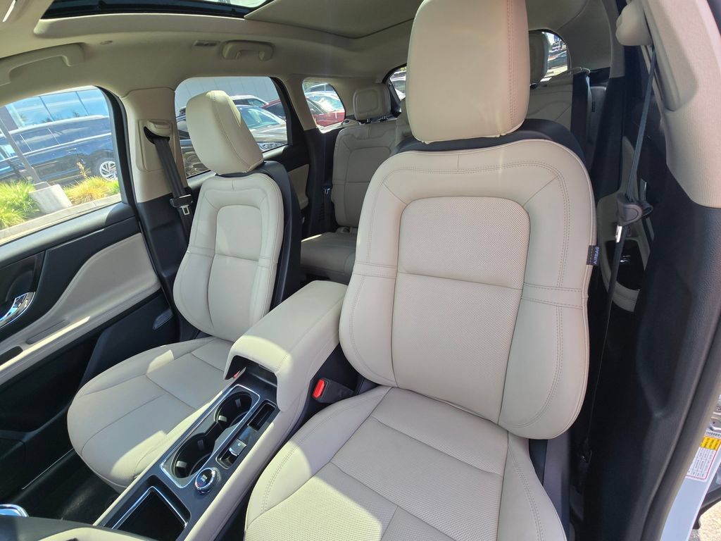 New 2025 Lincoln Corsair Grand Touring w/ Jet Appearance Package AWD/4WD image 22