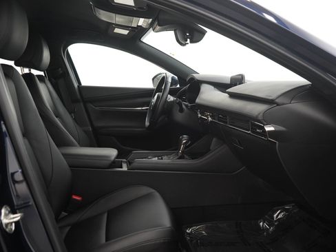Used 2019 MAZDA MAZDA3 AWD Hatchback image 11