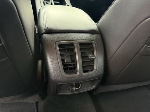 Used 2015 Ford Taurus SEL w/ Equipment Group 201A image 26