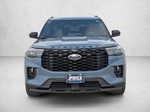 Used 2025 Ford Explorer ST w/ Sun And Sound Package AWD/4WD image 2