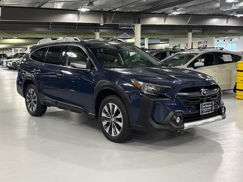 Certified 2024 Subaru Outback Touring XT AWD/4WD image 1