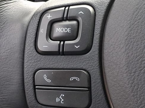 Used 2015 Lexus NX 200t AWD w/ Premium Package image 23