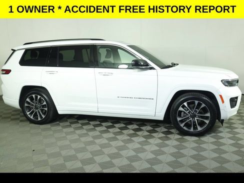 Used 2023 Jeep Grand Cherokee L Overland w/ Luxury Tech Group IV AWD/4WD image 2