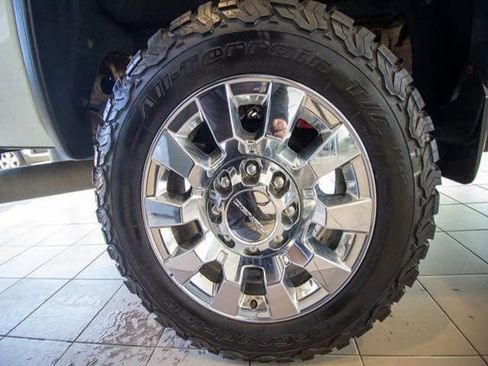 Used 2017 GMC Sierra 2500 Denali w/ Duramax Plus Package image 33