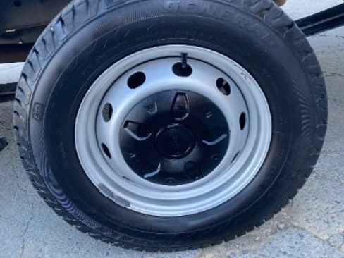 Used 2023 Ford Transit 350 148 High Roof Extended image 28