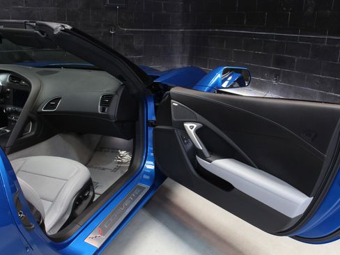 Used 2015 Chevrolet Corvette Stingray Coupe w/ 2LT Preferred Equipment Group image 49