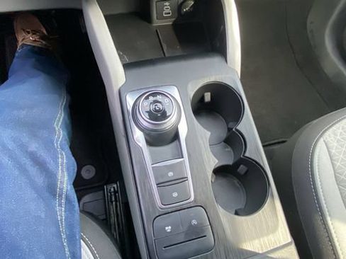 Used 2024 Ford Escape Active AWD/4WD image 28