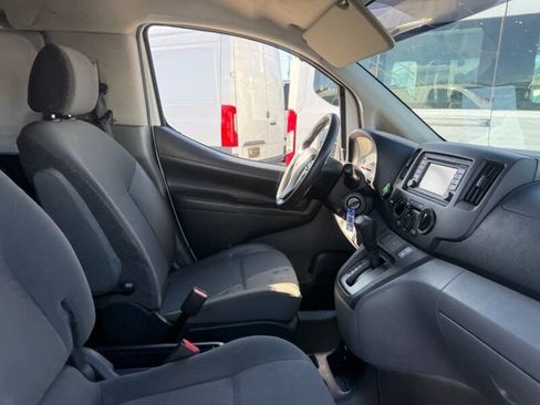 Used 2019 Nissan NV200 SV w/ Navigation Package FWD image 9